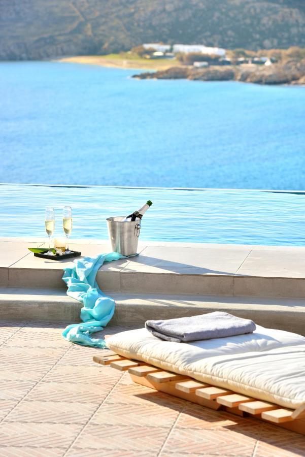 Luxurious Villa Ostria Elia  ภายนอก รูปภาพ